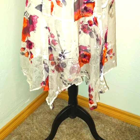 Retro Silk Skirt Floral Shark Bite Hem Lined Romantic Fairy Core SZ: 14 - Picture 3 of 7